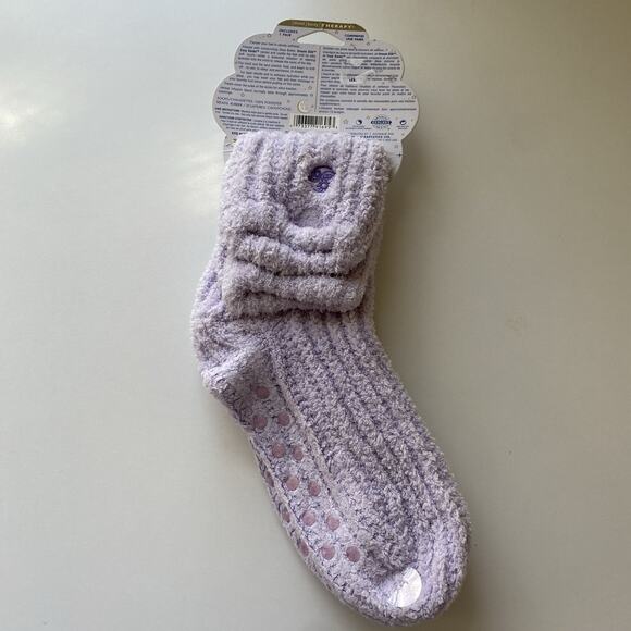 Earth Therapeutics Shea Butter Moisture Cozy Lavender Socks OSFM New - Picture 6 of 6